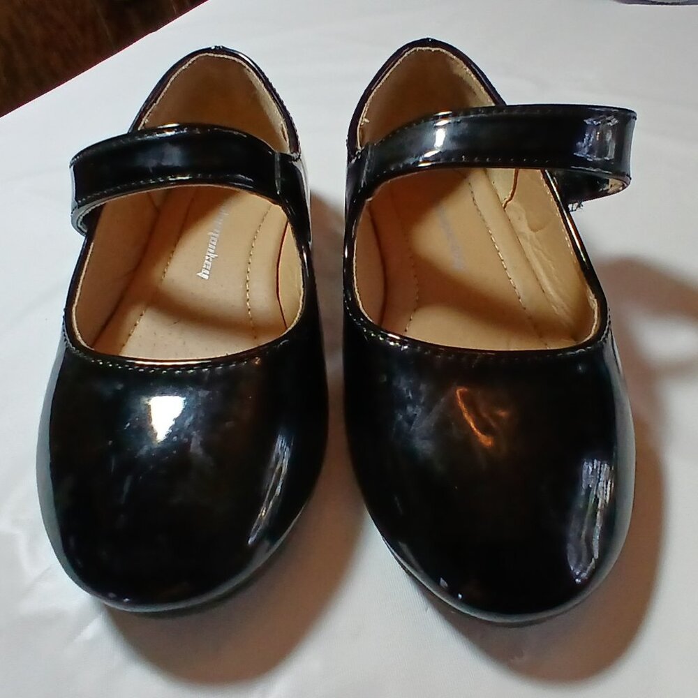 Funky Monkey brand girl's Mary Jane shoes size 7